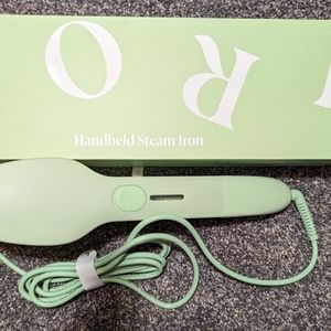 Nori handheld travel steam iron